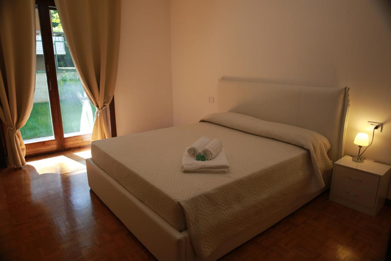 Holiday Residence With Private Garden المظهر الخارجي الصورة